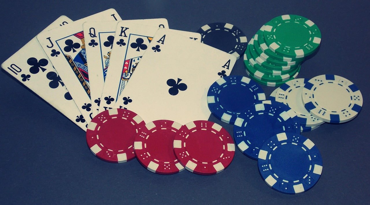Mobile phone showing game information and casino games side by side
